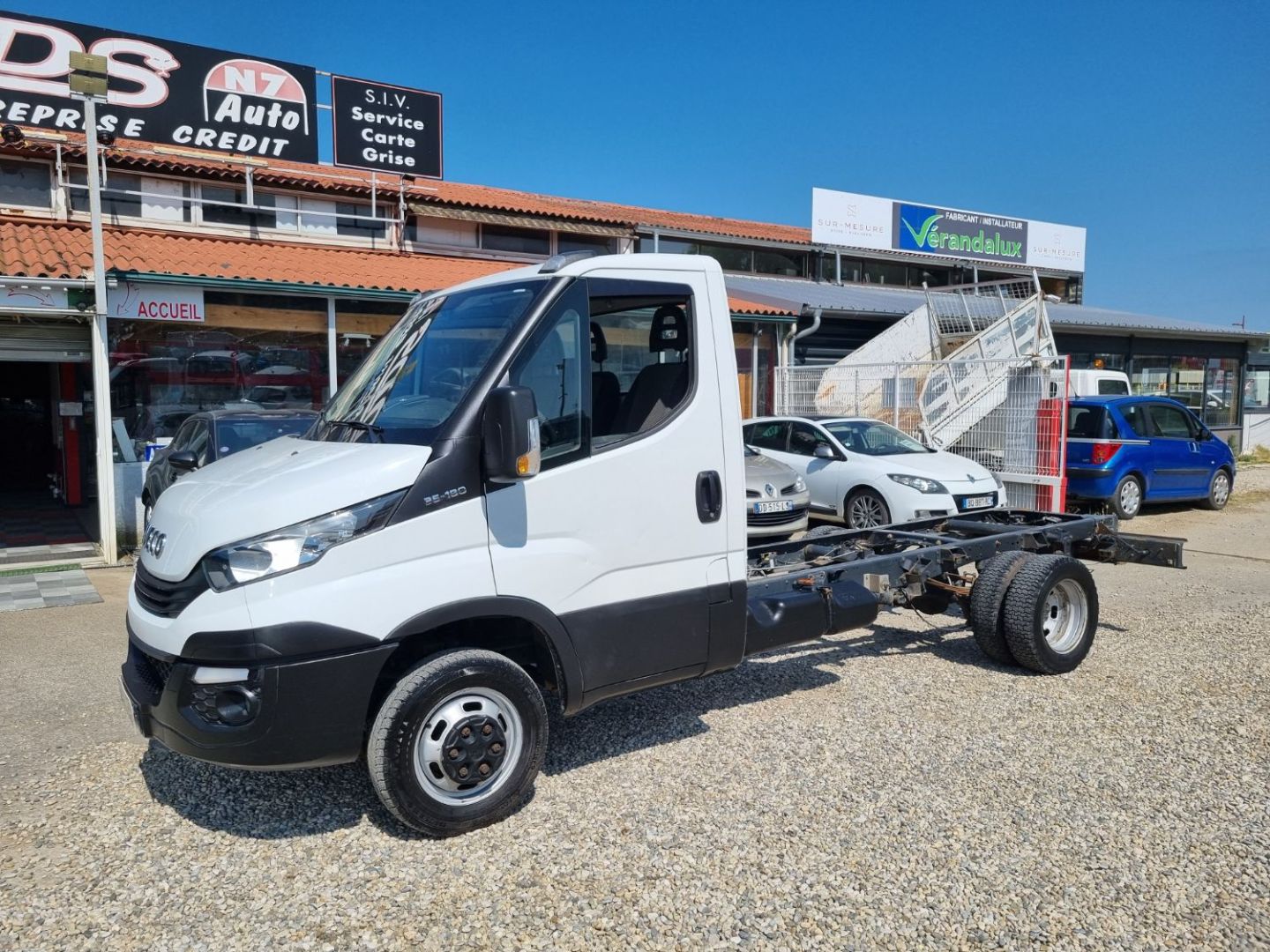 IVECO DAILY 180 CH - 3.0D EMPATTEMENT 375 (2017)