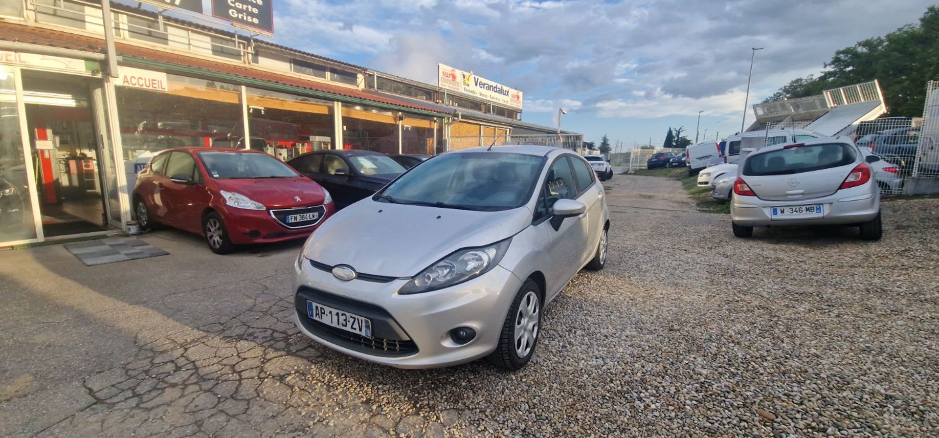 FORD FIESTA V - 1.4 TDCI 68cv CLIM CT OK BON ETAT