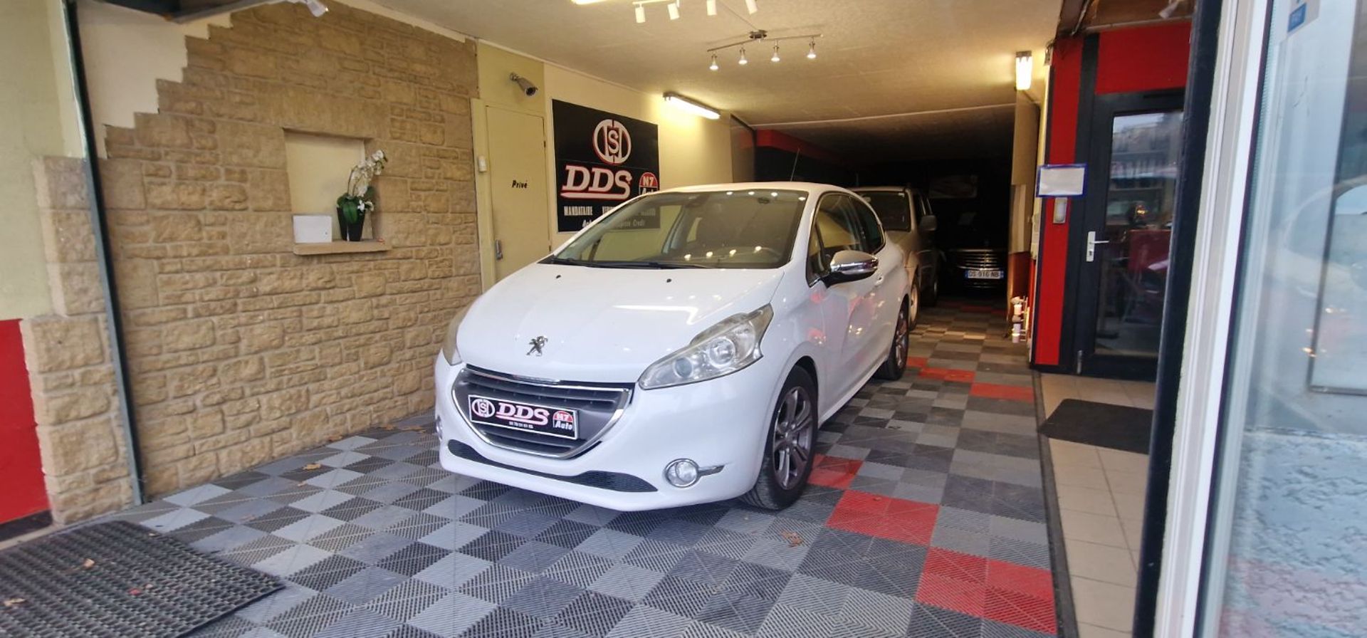 PEUGEOT 208 - 1.2 STYLE ECRAN TACTILE CT OK 82 CV (2017)