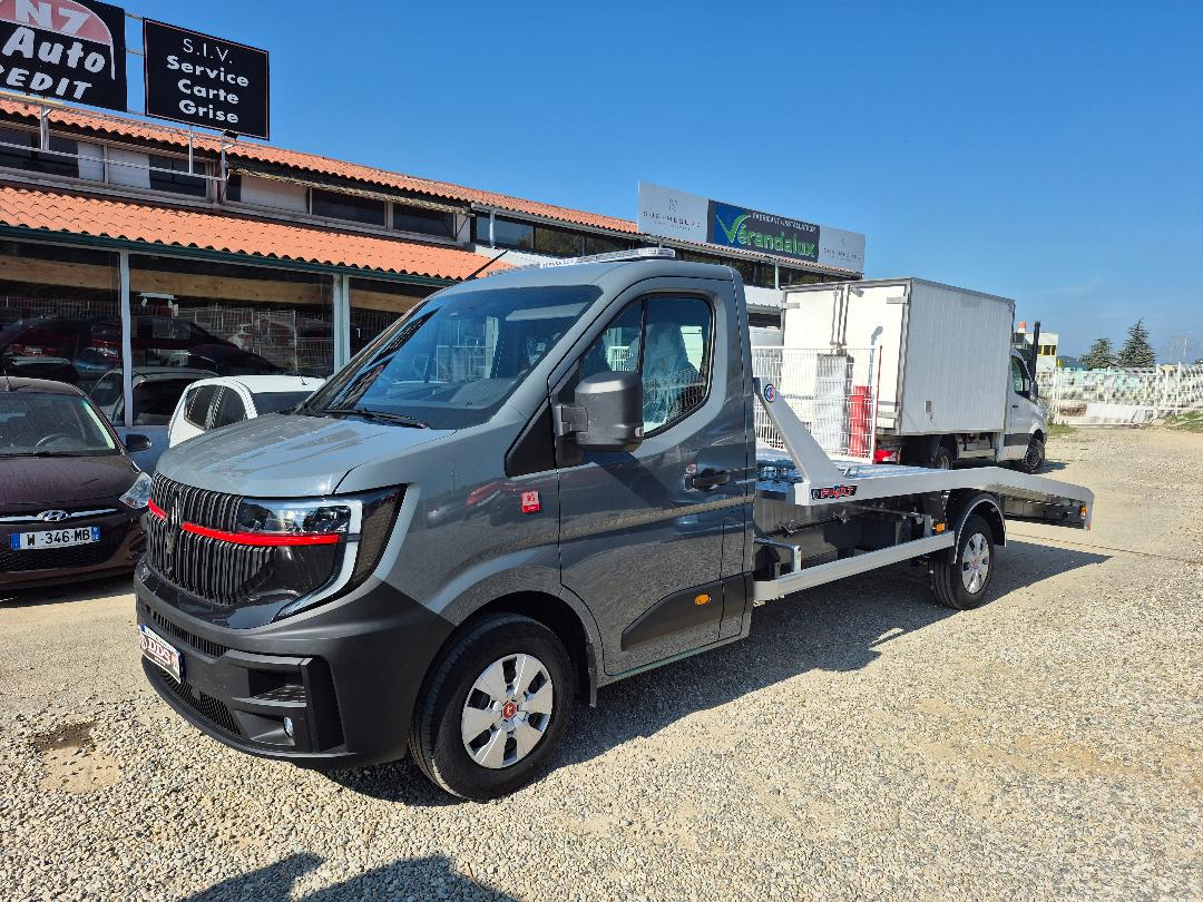 RENAULT MASTER - 170 CV DEPANNEUSE PLATEAU FIXE CARTE BLANCHE CLIM REGUL