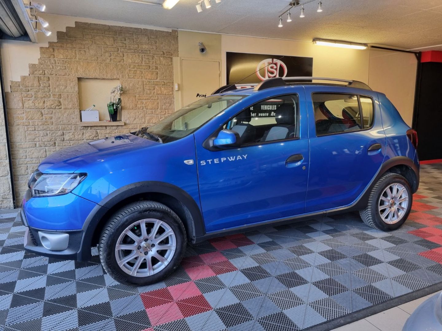 DACIA SANDERO STEEPWAY 90 PRESTIGE GPS CLIM REGUL RADAR