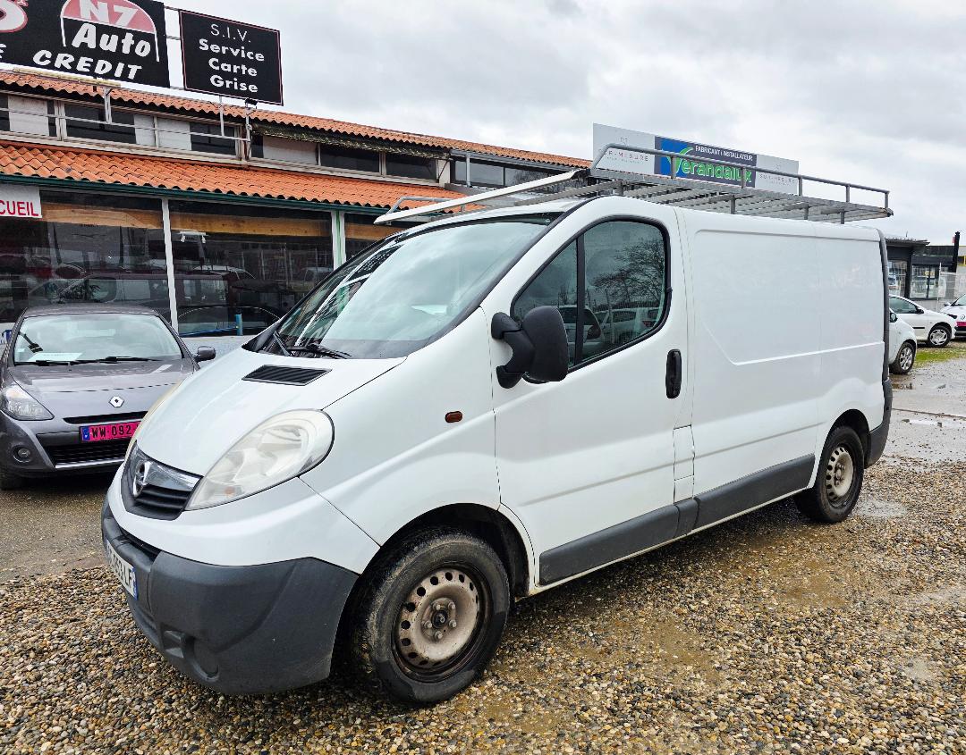 OPEL VIVARO - 2.0 CDTI 90 CT OK MOTEUR A CHAINE BOITE 6 (2011)