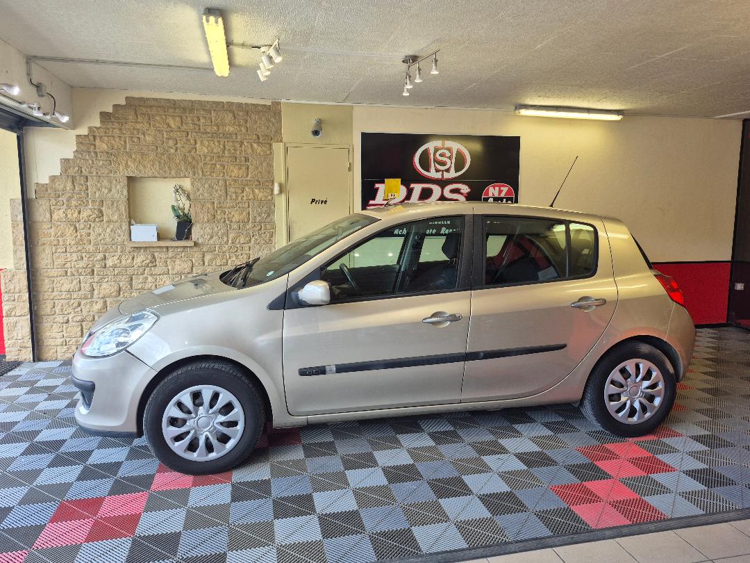 RENAULT CLIO III - 1.5 DCI 85 CLIM REGULATEUR