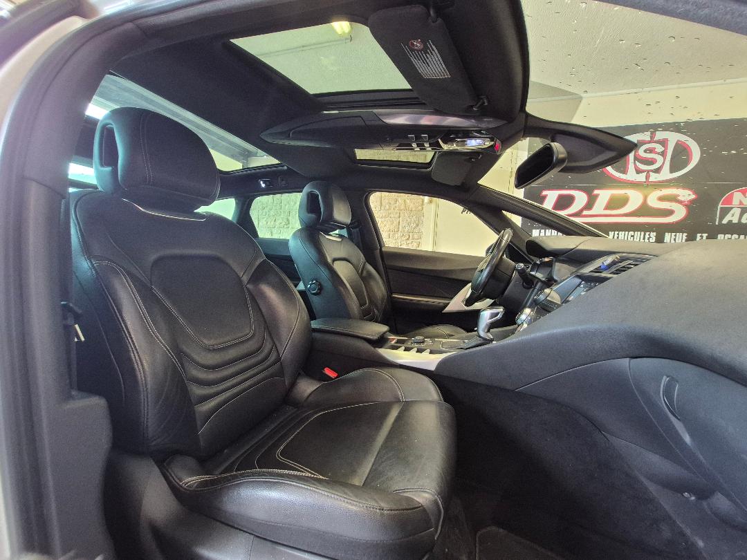 CITROEN DS5 - 2.0 HDI 182 BVA GPS ATTELAGE
