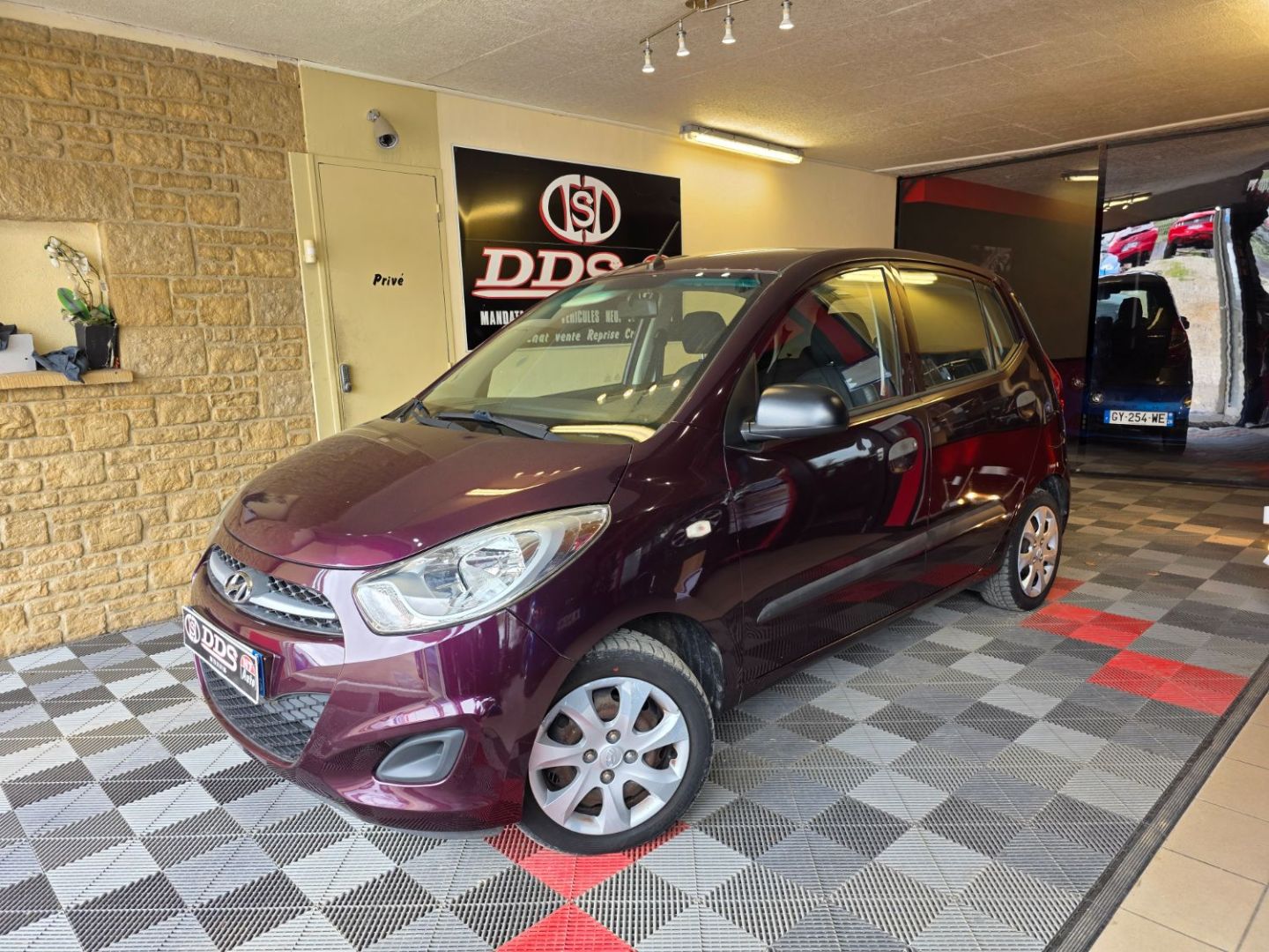 HYUNDAI i 10 COMME NEUVE !!! 1.1 CLIM