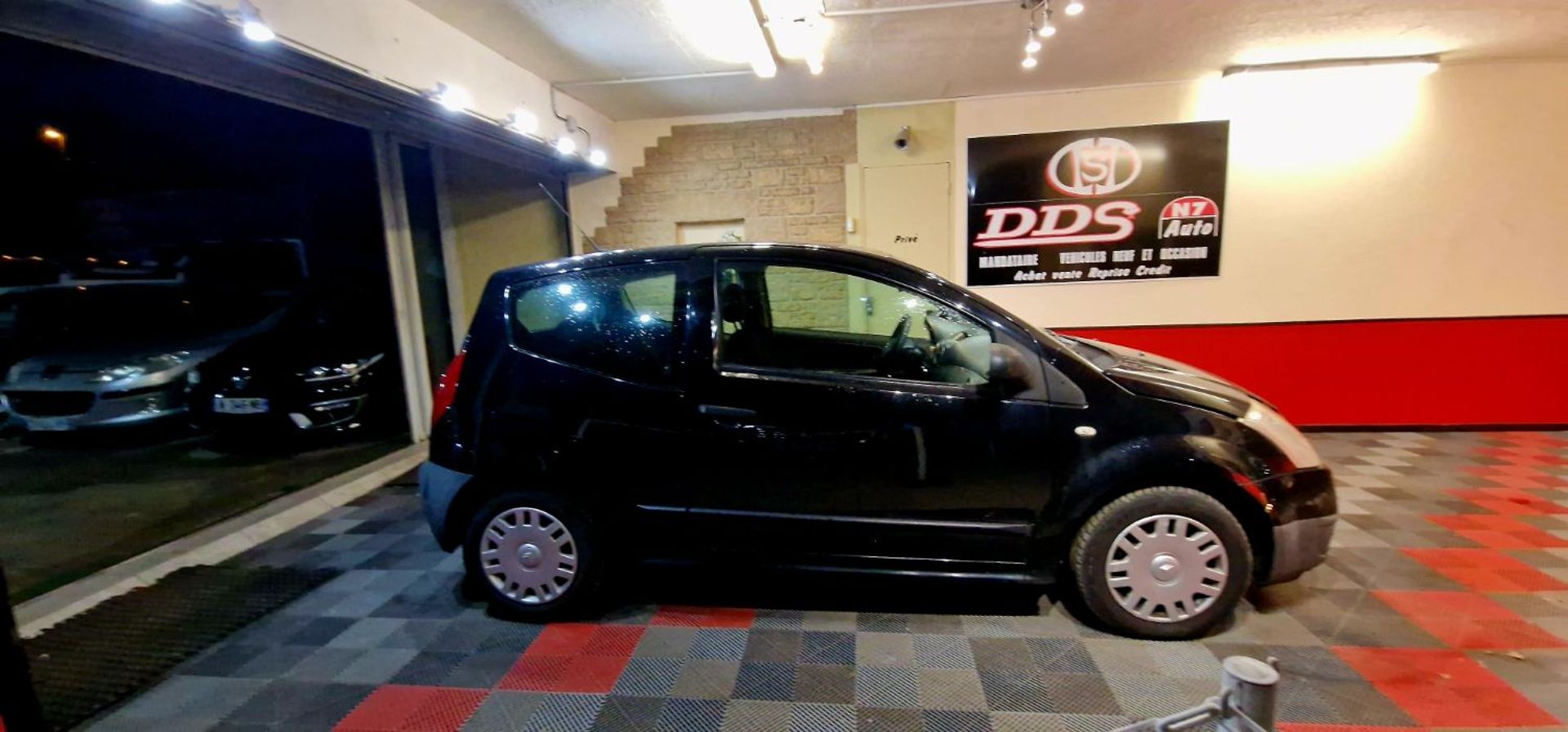 CITROEN C2 PHASE 2 - 1.1 L 4CV DISTRI NEUVE CT OK PEU DE KM !