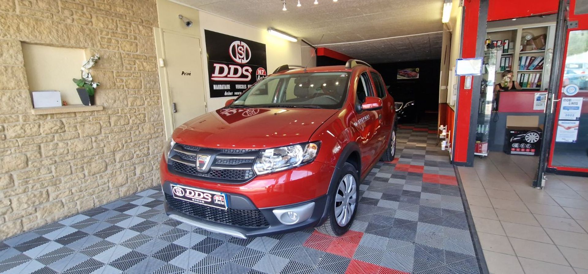 DACIA SANDERO - STEEPWAY 90 PRESTIGE GPS CLIM REGUL RADAR