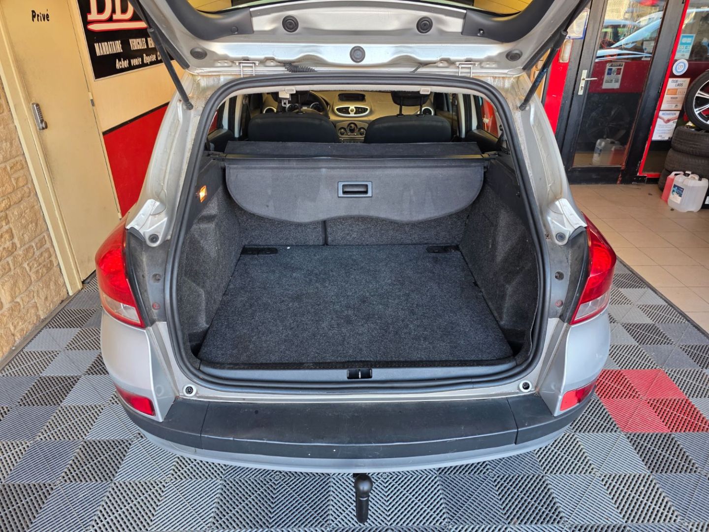 RENAULT CLIO III - DCI 105 CV BREAK PH 2 CLIM REGUL