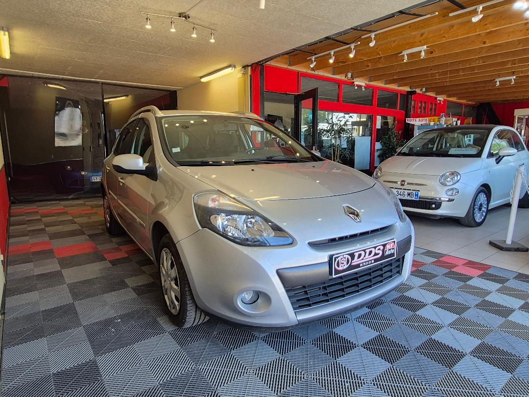 RENAULT CLIO III - DCI 75 CLIM CLIM DISTRI NEUVE (2011)