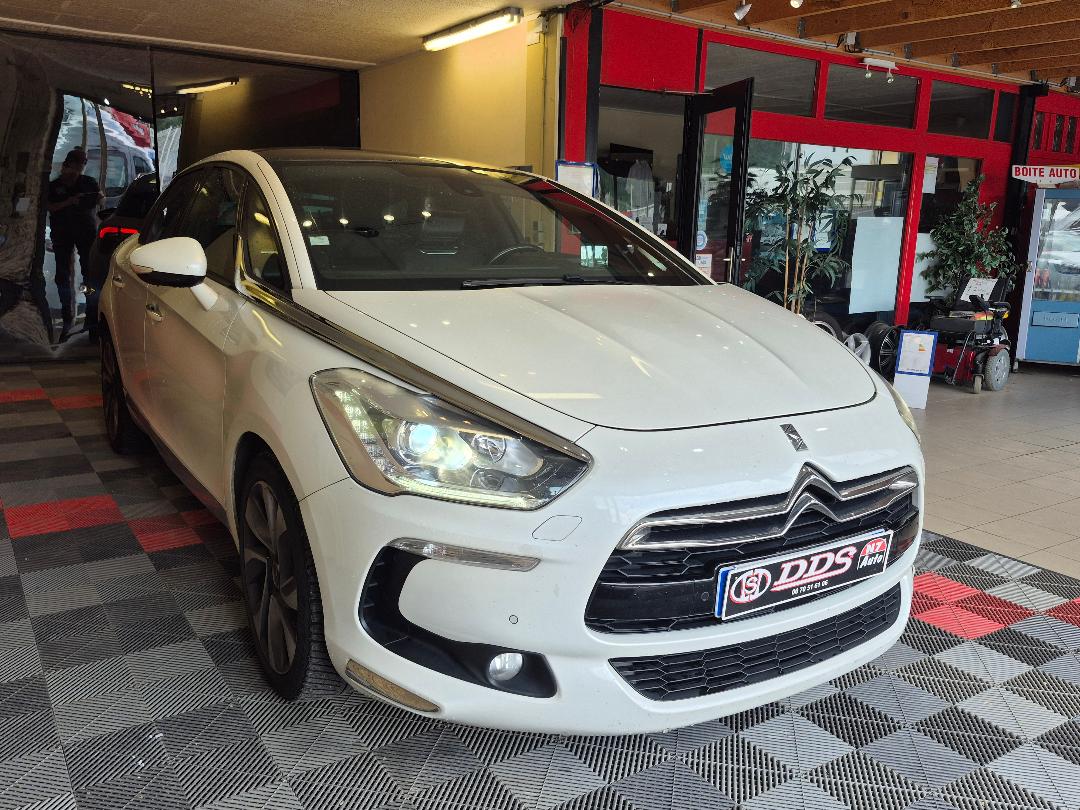 CITROEN DS5 - 2.0 HDI 182 BVA GPS ATTELAGE