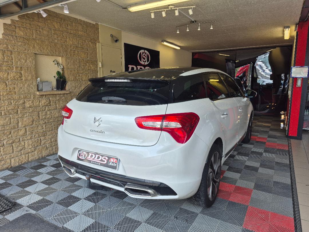 CITROEN DS5 - 2.0 HDI 182 BVA GPS ATTELAGE