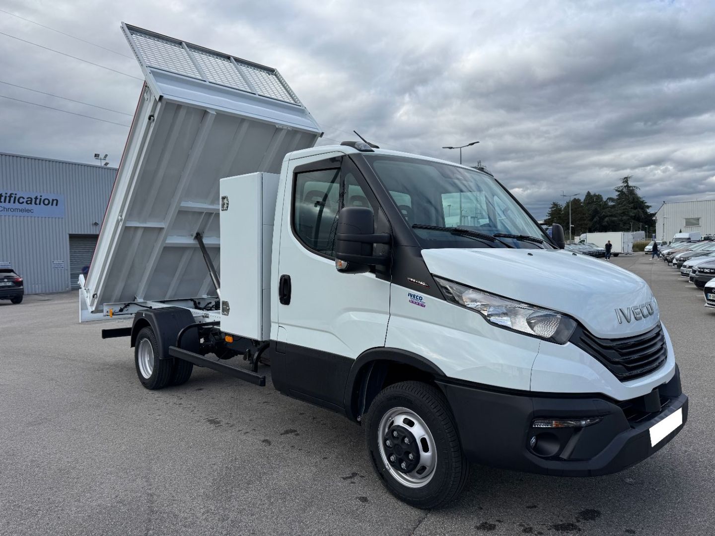 IVECO DAILY BENNE - 35C16 160CV 3L ACIER JPM 3M30 BENNE (2025)