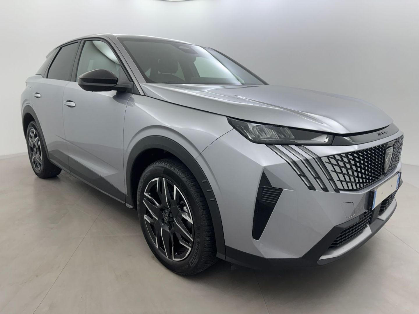 PEUGEOT 3008 - 1.2 HYBRID 136 ALLURE E-DCS6 (2024)