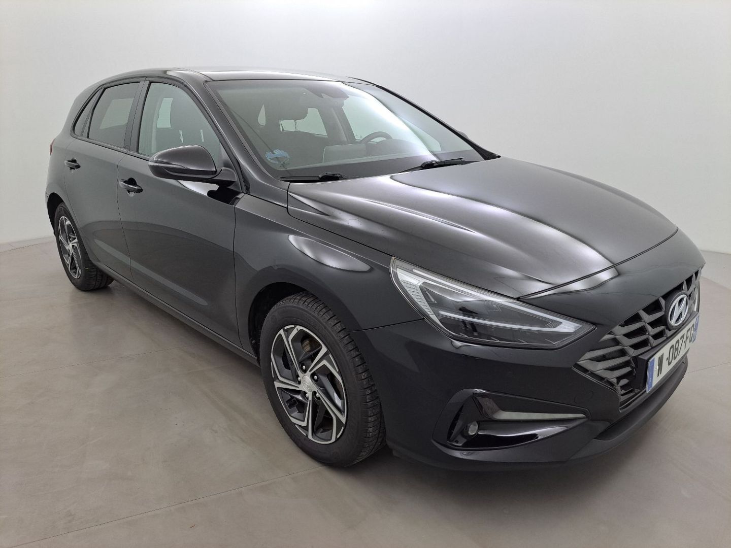 HYUNDAI i30 1.5 110 Intro