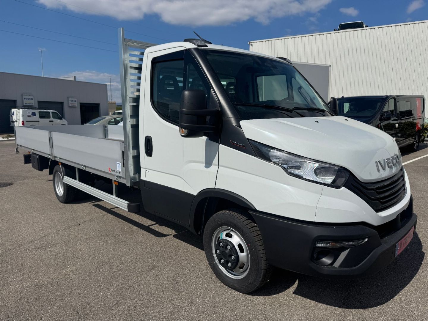 IVECO DAILY PLATEAU - 35C16 160CV 3L 5M (2026)