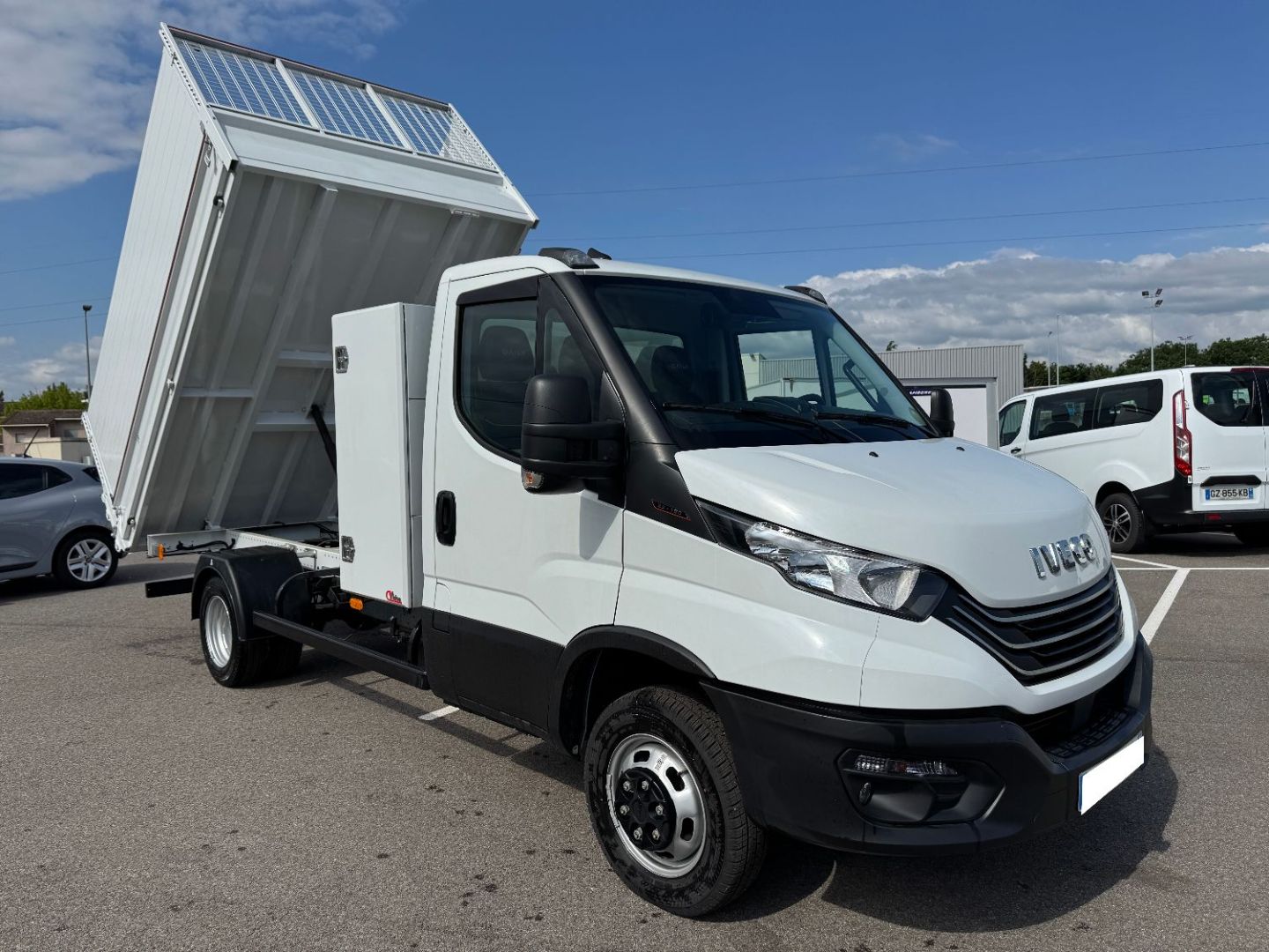 IVECO DAILY - 35C18 BENNE REHAUSSE
