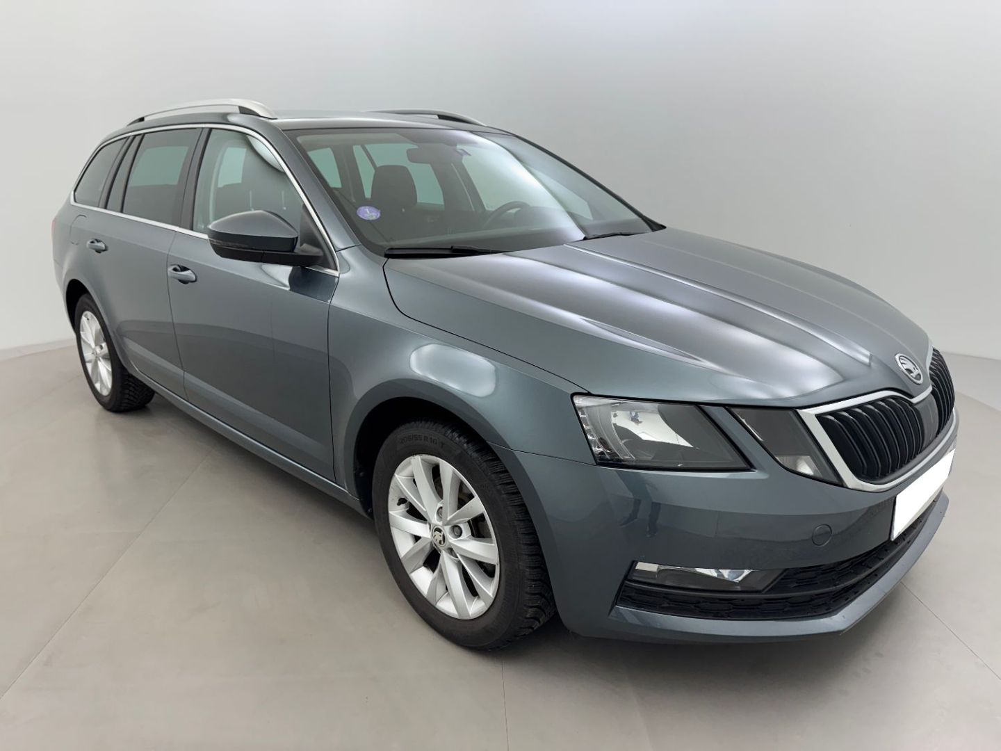 SKODA OCTAVIA COMBI - COMBI 1.0 TSI 117 BUSINESS (2020)