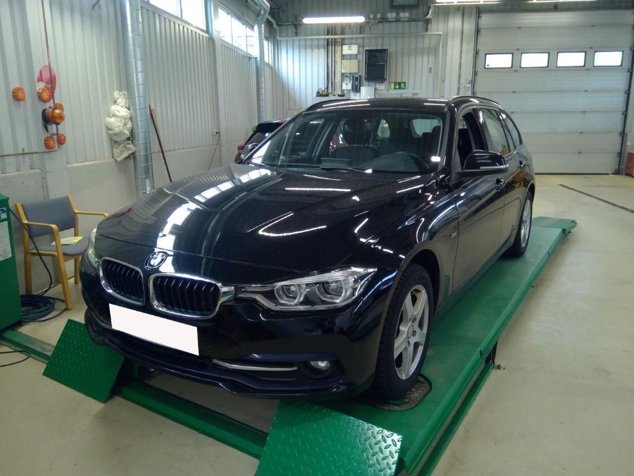 BMW SERIE 3 TOURING TOURING 320d xDrive 190 SPORT A