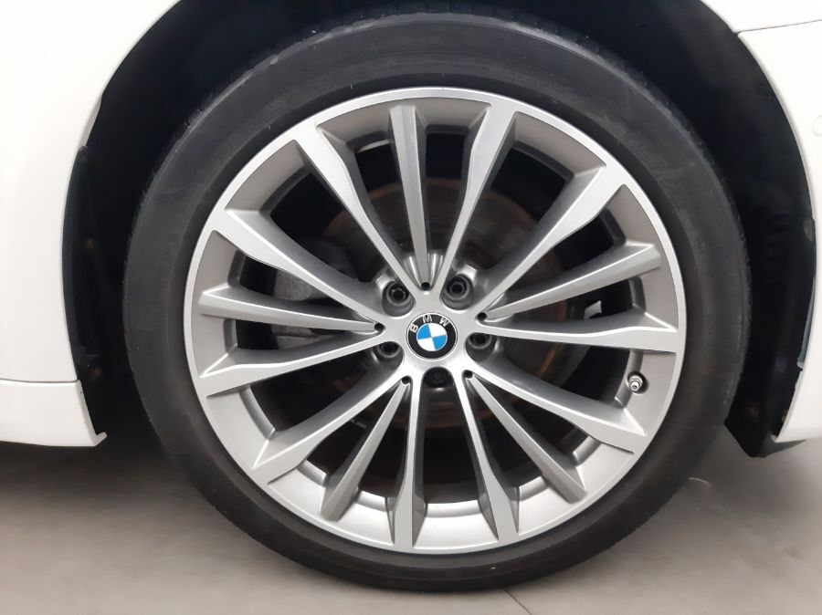 BMW SERIE 5 TOURING - TOURING 520DA xDrive 190 SPORT