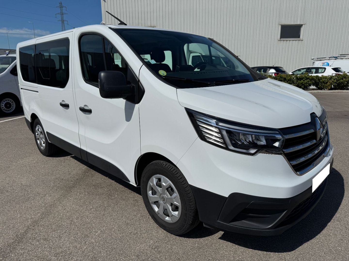 RENAULT TRAFIC COMBI - L1 2.0 BLUE DCI 150 ZEN 9PL (2022)
