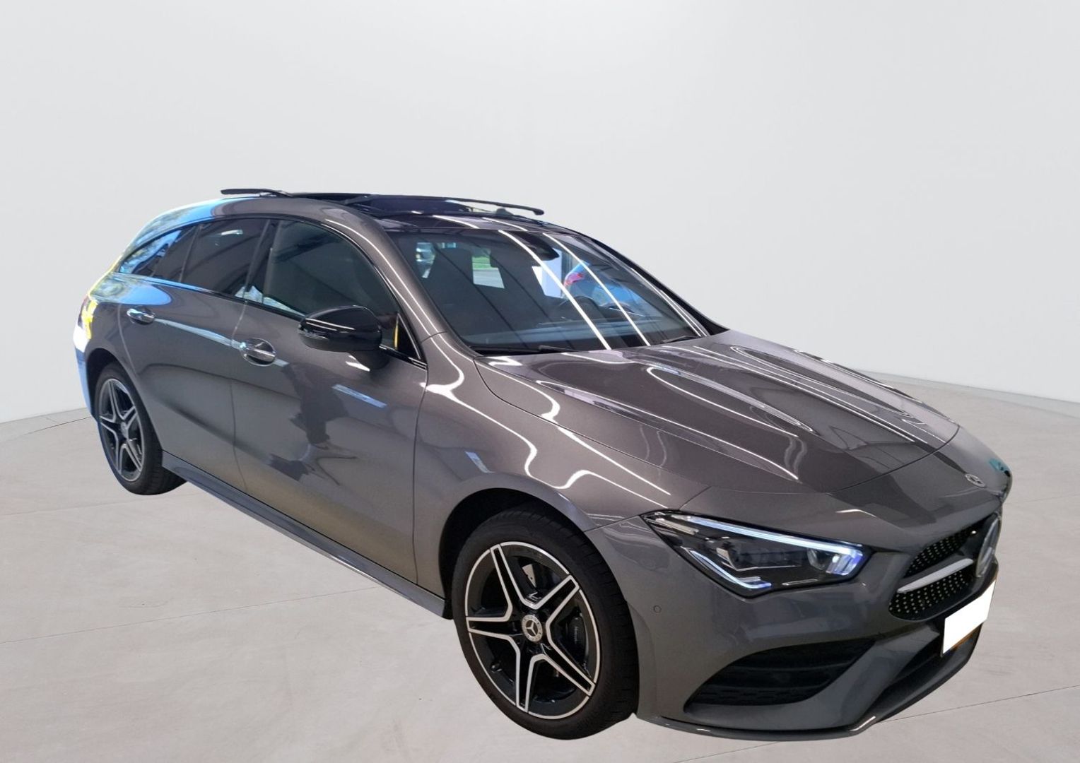 MERCEDES-BENZ CLA SHOOTING BRAKE - 250 E AMG LINE 8G-DCT (2022)