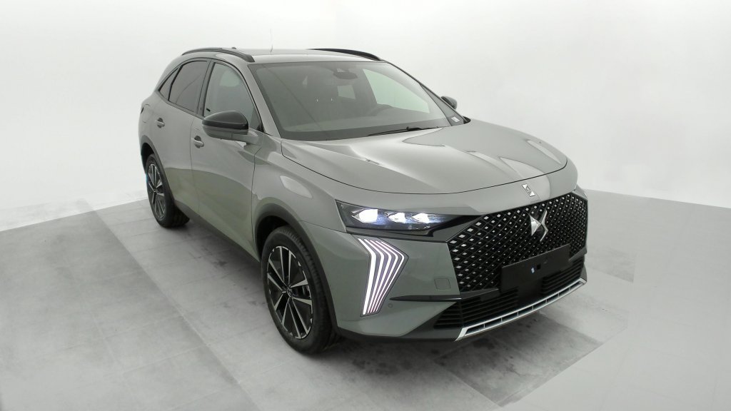 DS DS7 - BLUEHDI 130 EAT8 PALLAS (2025)