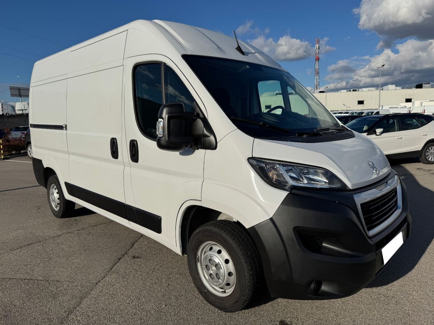 PEUGEOT BOXER FOURGON - TOLE 3.3T L2H2 2.2 BLUEHDI 140 (2022)