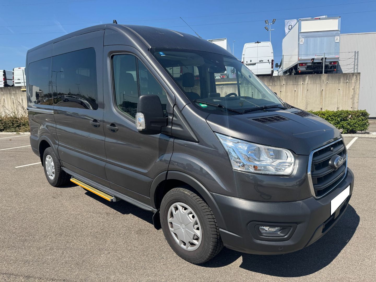 FORD TRANSIT KOMBI - 350 L2H2 2.0 EcoBlue 130 Trend 9PL