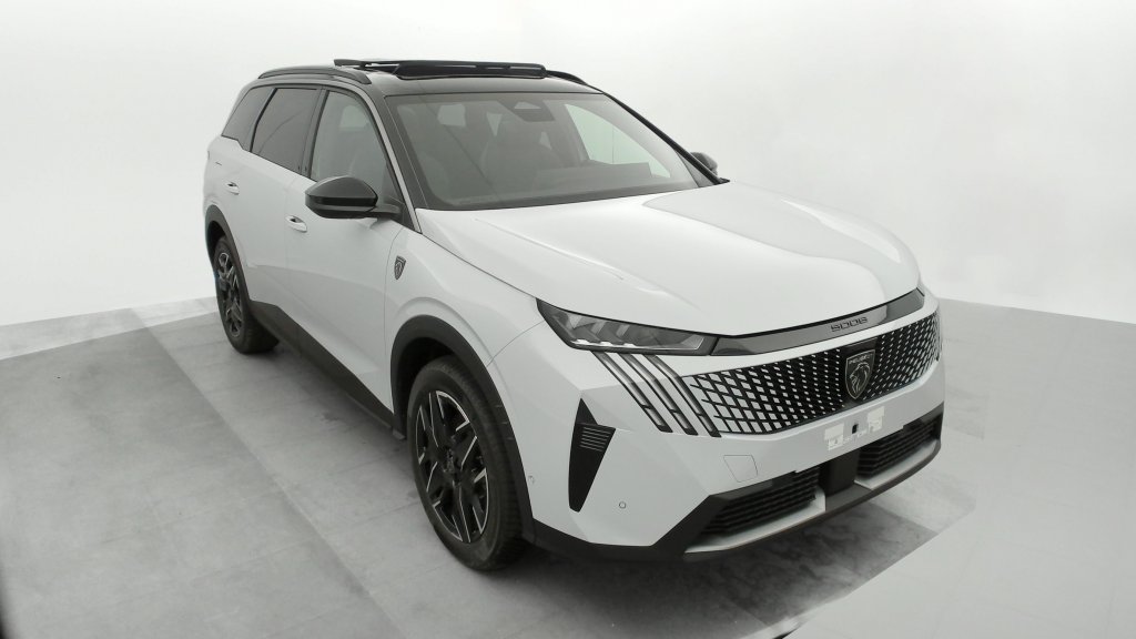 PEUGEOT 5008 NOUVEAU - HYBRID 145 E-DCS6 GT (2025)