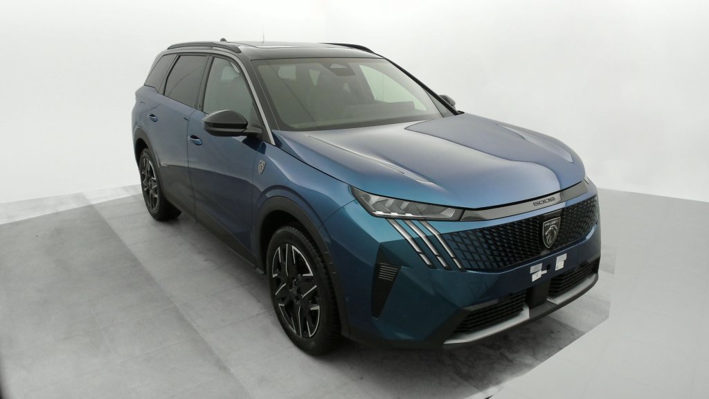 PEUGEOT 5008 NOUVEAU - HYBRID 145 E-DCS6 GT (2025)