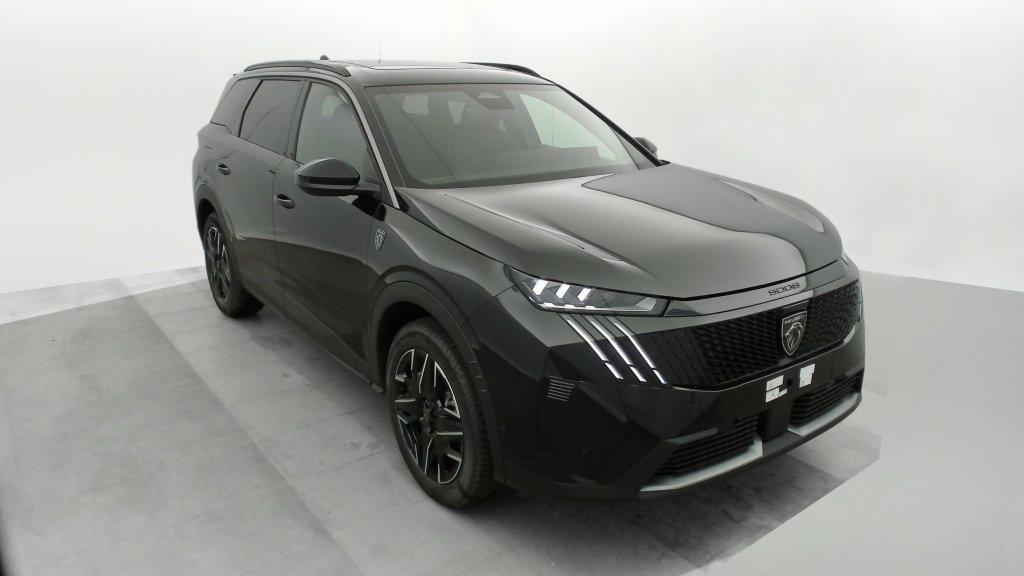 PEUGEOT 5008 NOUVEAU - HYBRID 145 E-DCS6 GT (2025)