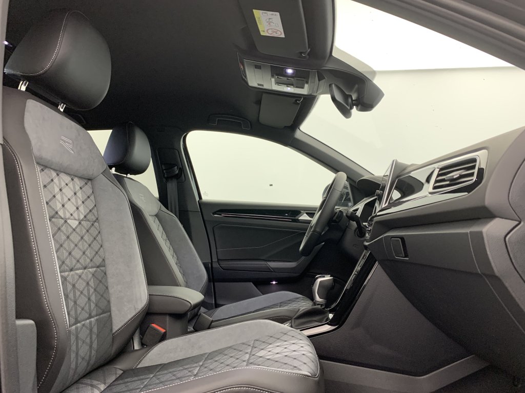 VOLKSWAGEN T-ROC - 1.5 TSI EVO2 150 START/STOP DSG7 R-LINE EDITION (2025)