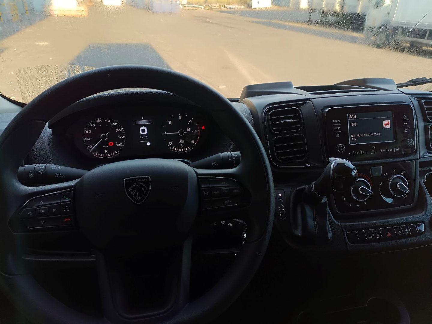 PEUGEOT BOXER CAISSE - 140CV DIESEL 20M3