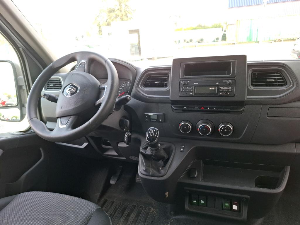 RENAULT MASTER COMBI - F3500 L2H2 2.3 dCi 135 Grand Confort TPMR