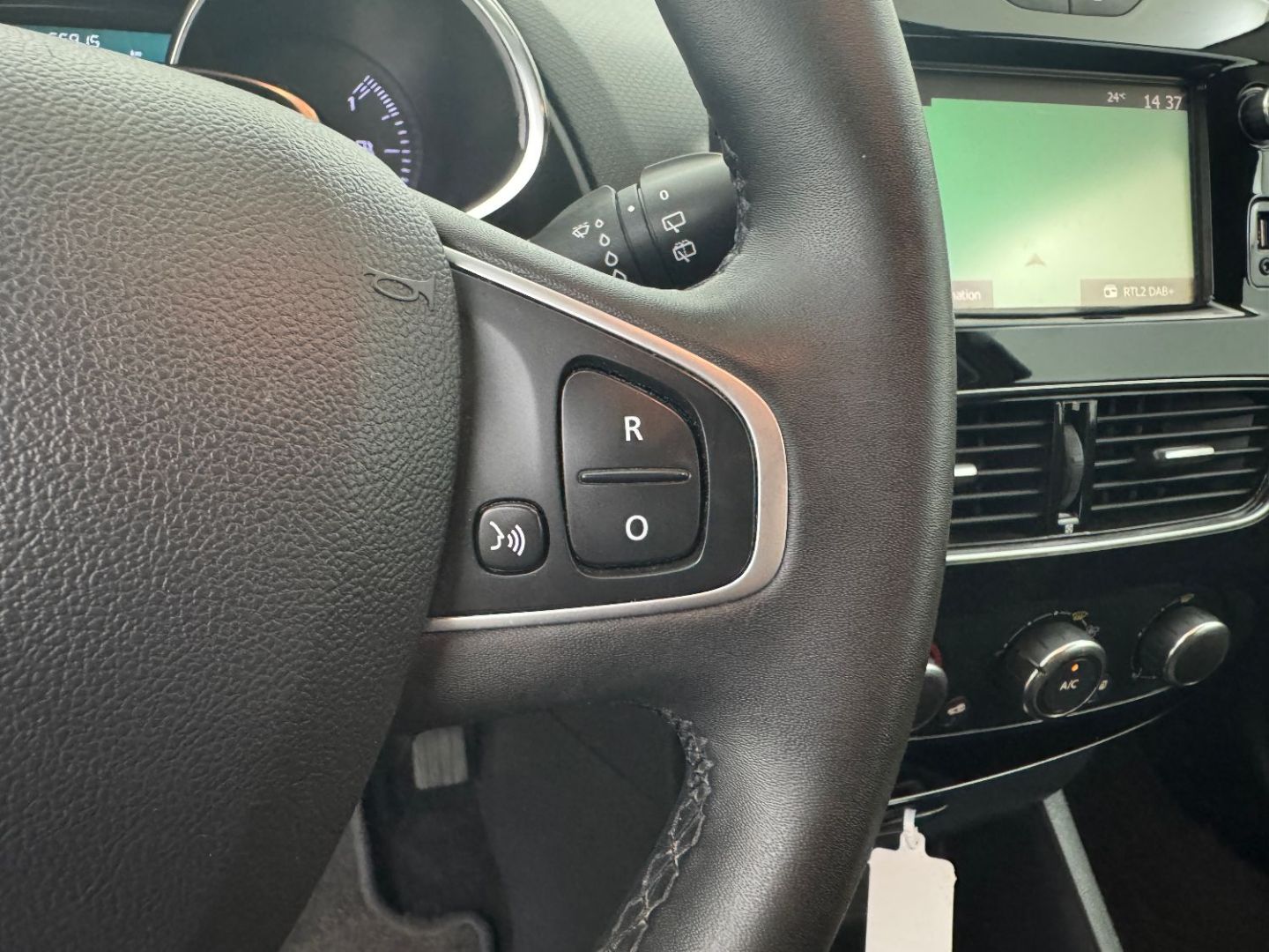 RENAULT CLIO IV ESTATE - Estate 0.9 TCe 90 zen