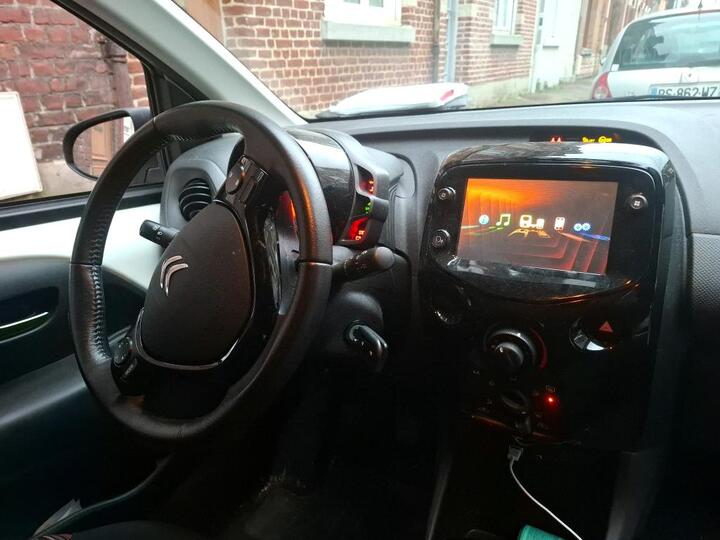 CITROEN C1 - 1.0 VTi 72 Shine