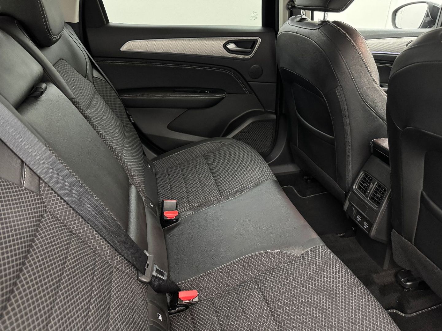 RENAULT ARKANA - 1.6 E-Tech 145 Intens EDC