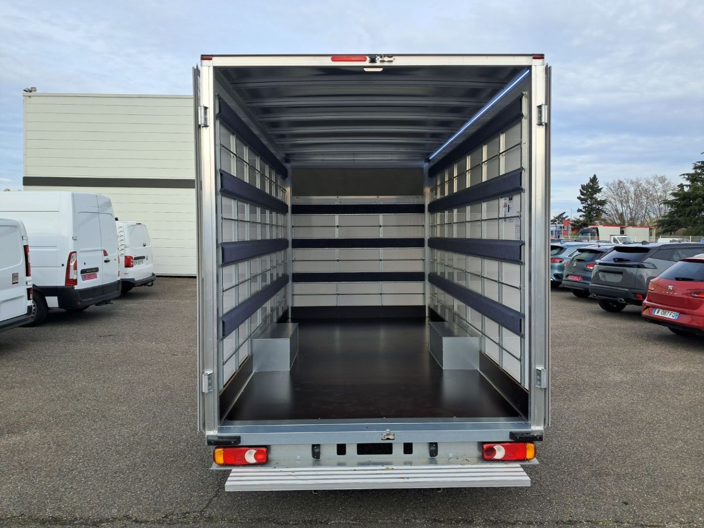 RENAULT MASTER CAISSE - 170 CV BOITE AUTO L3