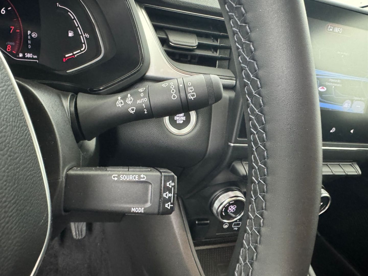 RENAULT CAPTUR - 1.3 TCe mild hybrid 160 Techno EDC