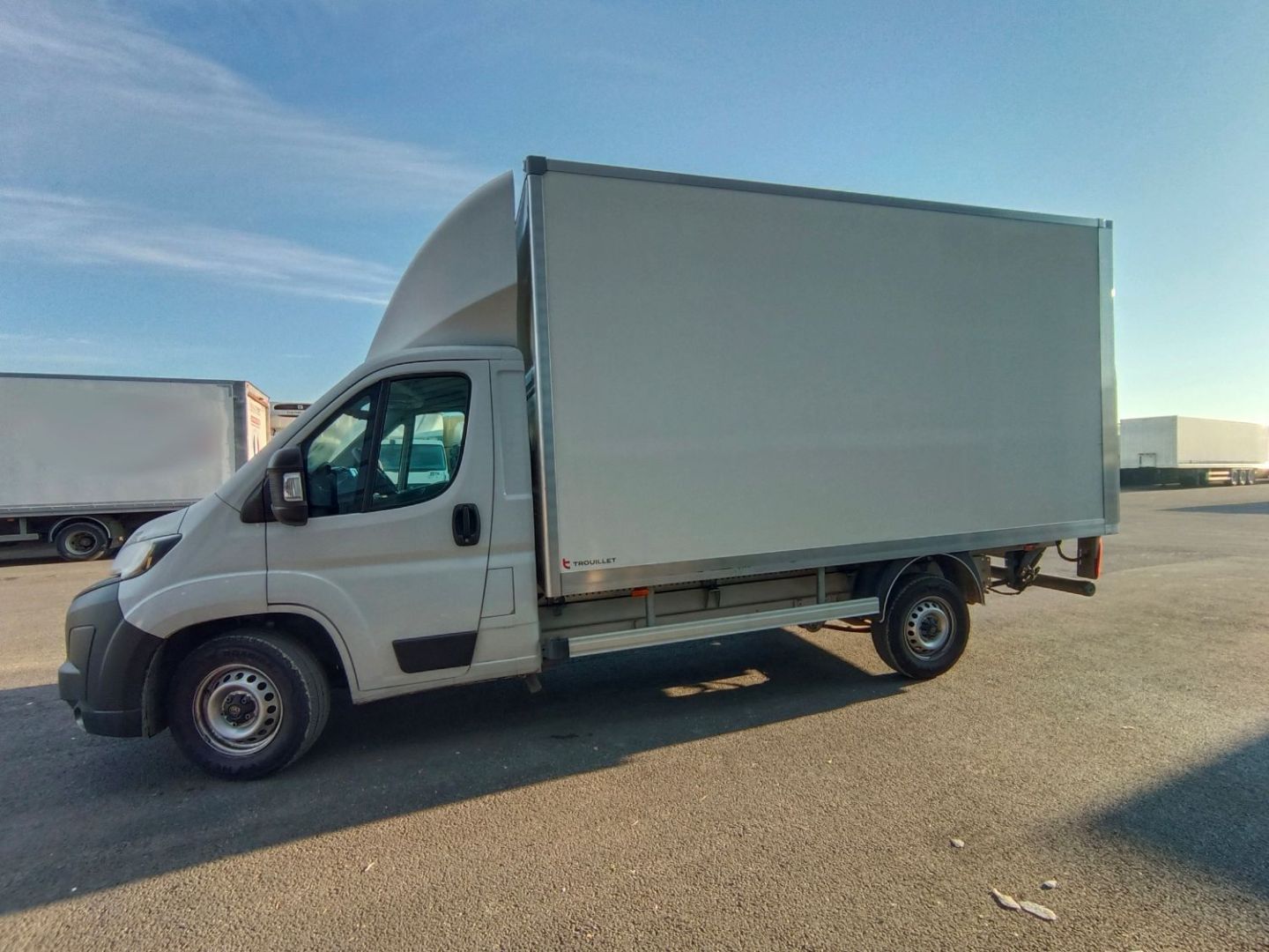 PEUGEOT BOXER CAISSE - 140CV DIESEL 20M3
