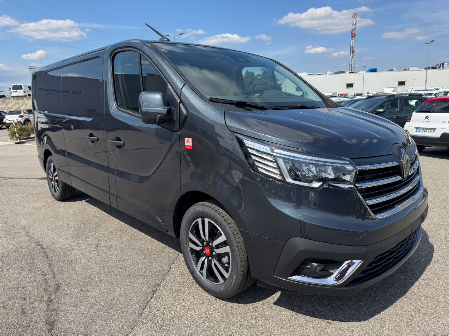 RENAULT TRAFIC FOURGON - L2H1 3T BLUE DCI 170 BVA9 EXCLUSIVE GSR2 (2025)