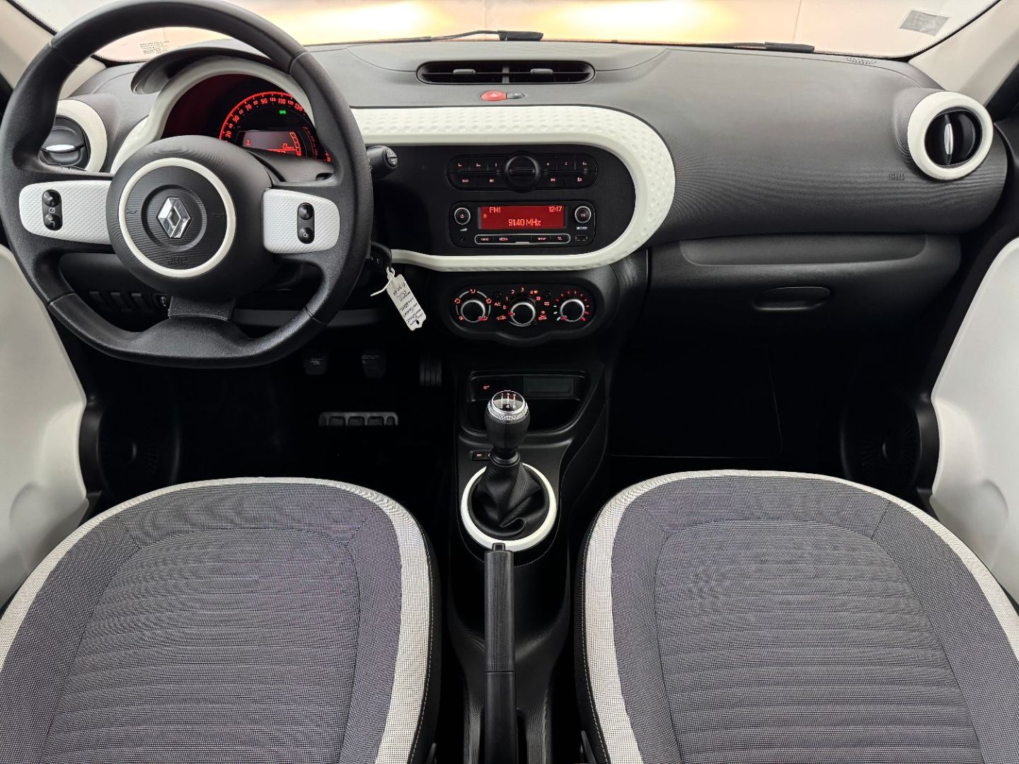 RENAULT TWINGO III - 1.0 SCe 65 Zen