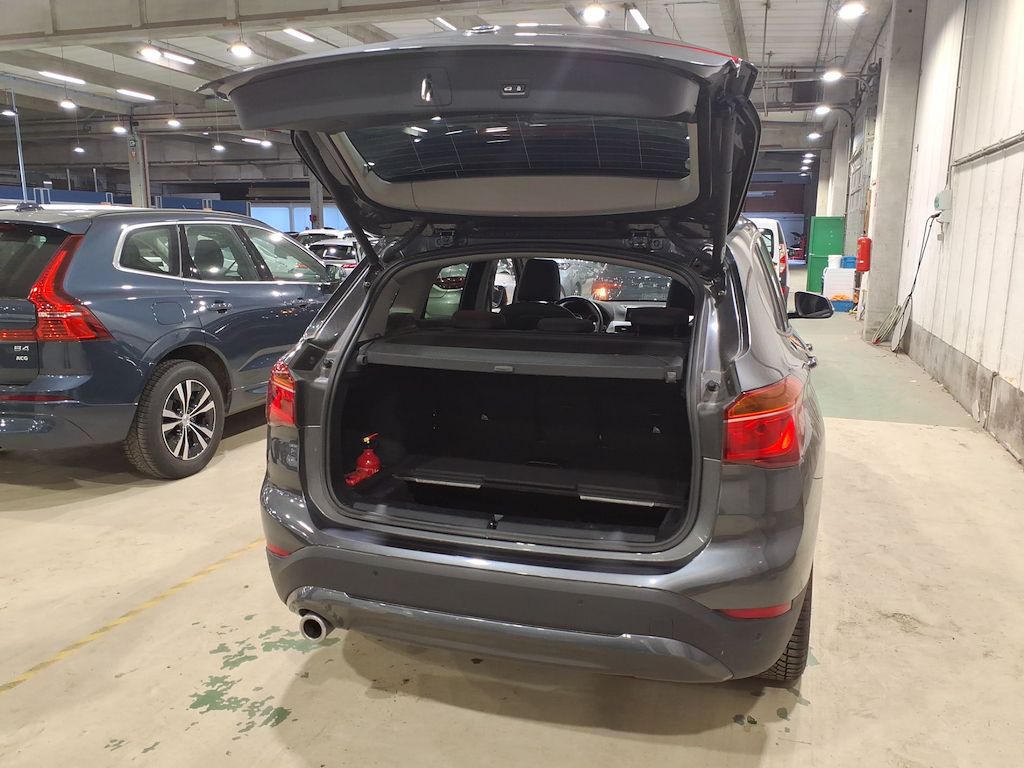 BMW X1 - sDrive 18i 136 Lounge BVA