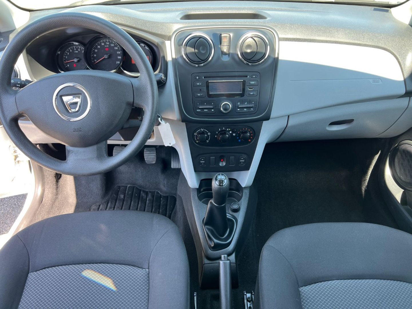 DACIA SANDERO - 1.2 75 AMBIANCE