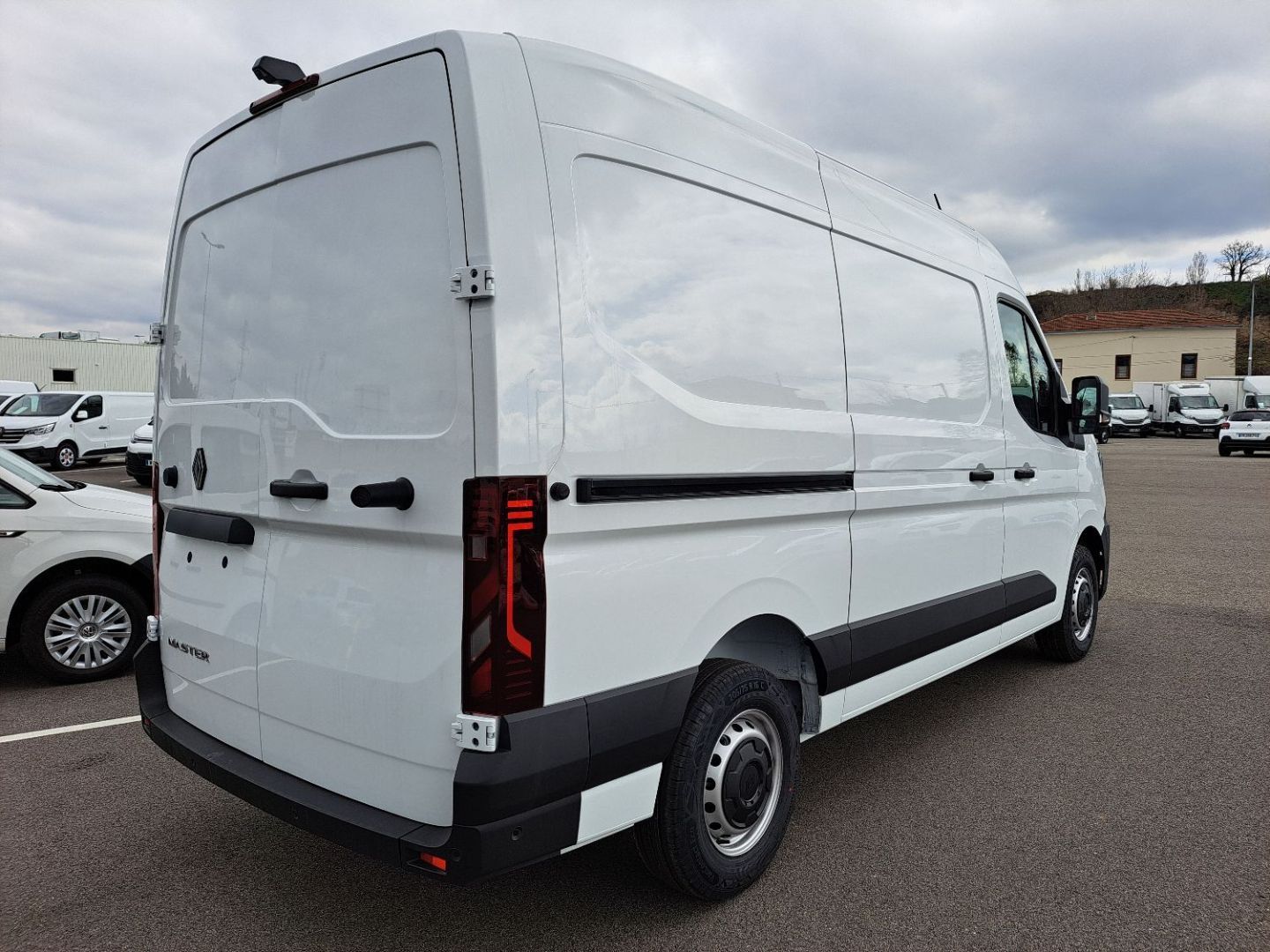 RENAULT MASTER VAN - TRAC 3T5 L2H2 BLUE DCI 170 AUTO