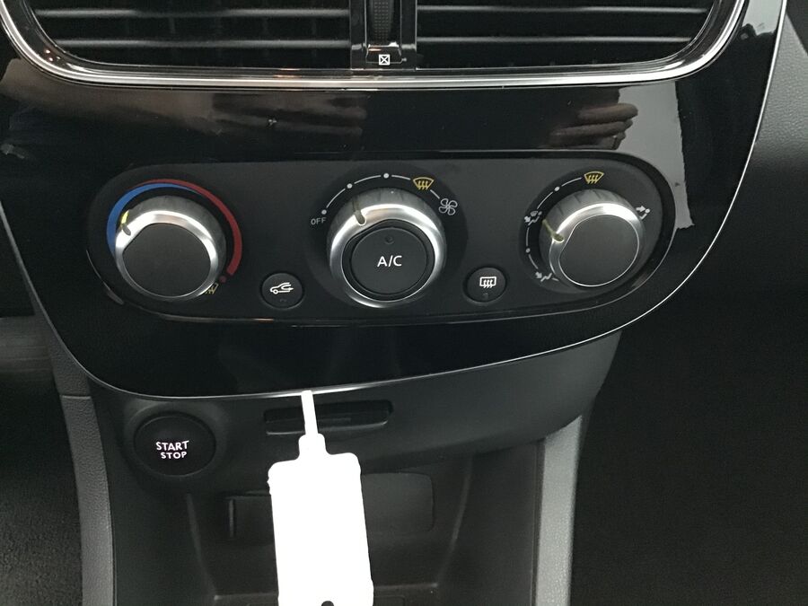 RENAULT CLIO IV - 0.9 TCe 90 ZEN