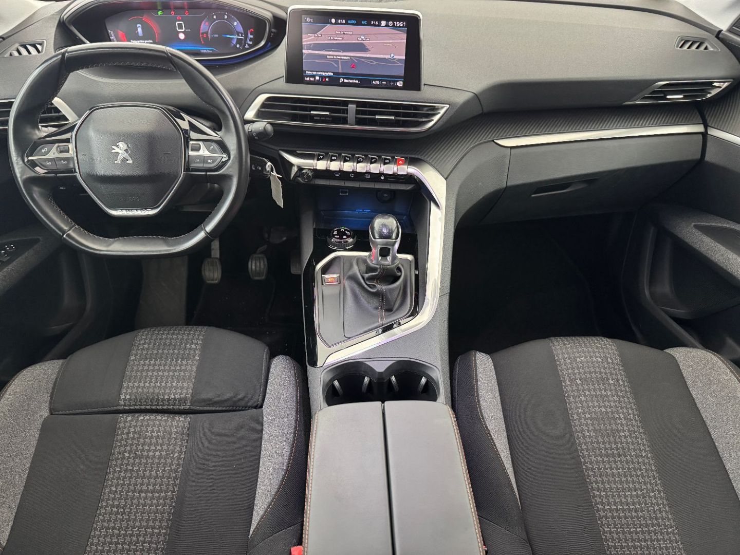 PEUGEOT 5008 - 1.6 BlueHDi 120 Active Business 7PL