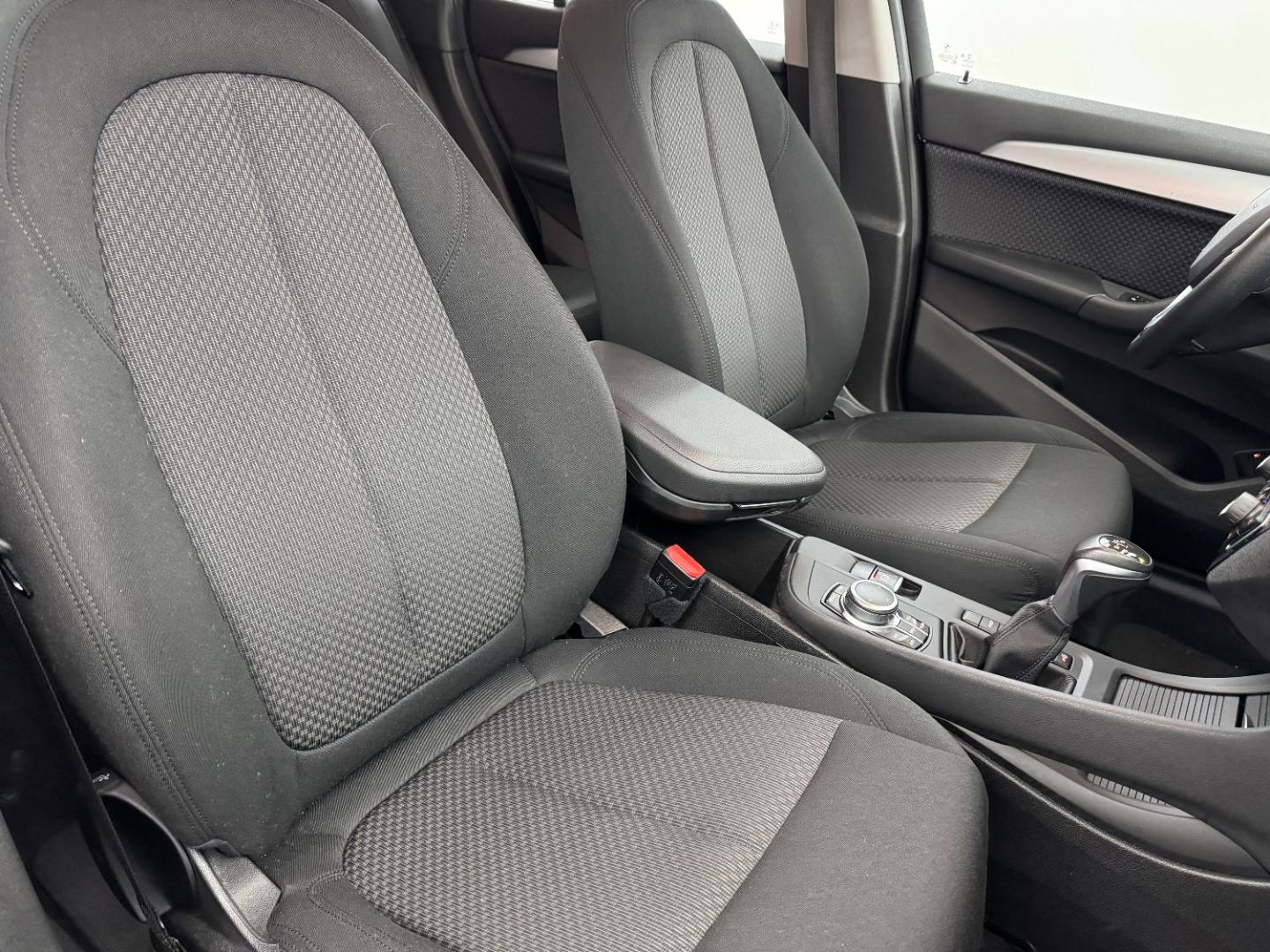 BMW X1 - 1.5 xDrive25e 220 Business Design BVA6