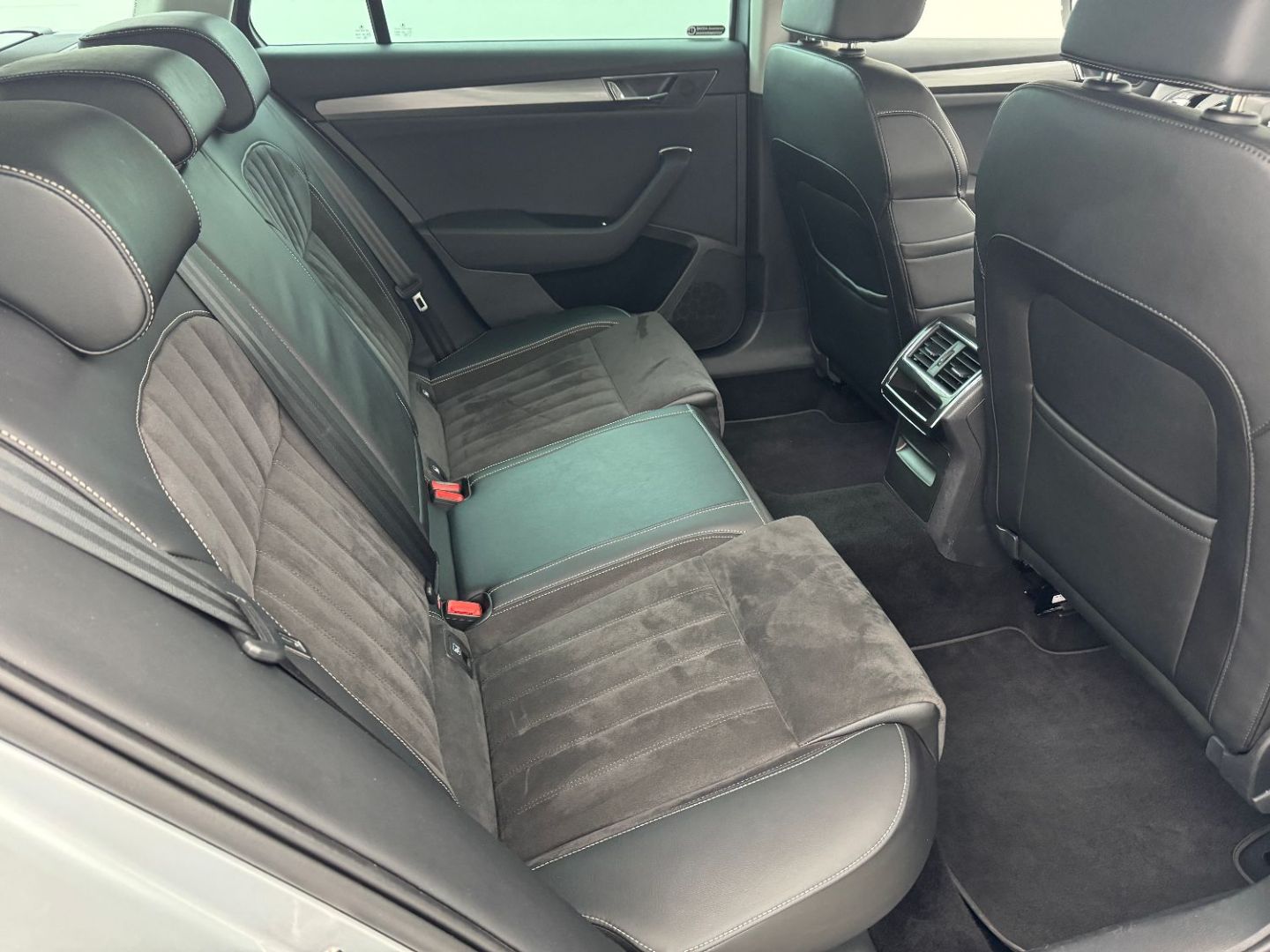 SKODA SUPERB - Combi 2.0 TDI 150 Style DSG7