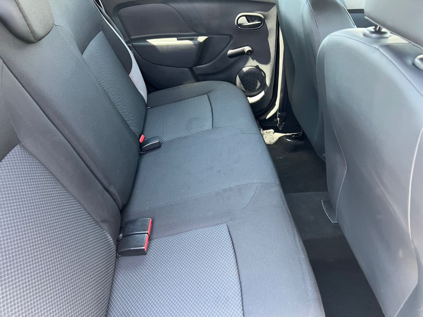 DACIA SANDERO - 1.2 75 AMBIANCE